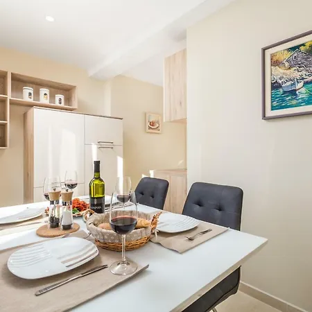 Apartman Anteo Apartman *